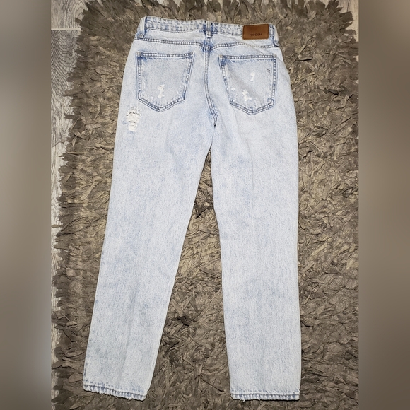 Hidden Distressed Jeans - Picture 3 of 7